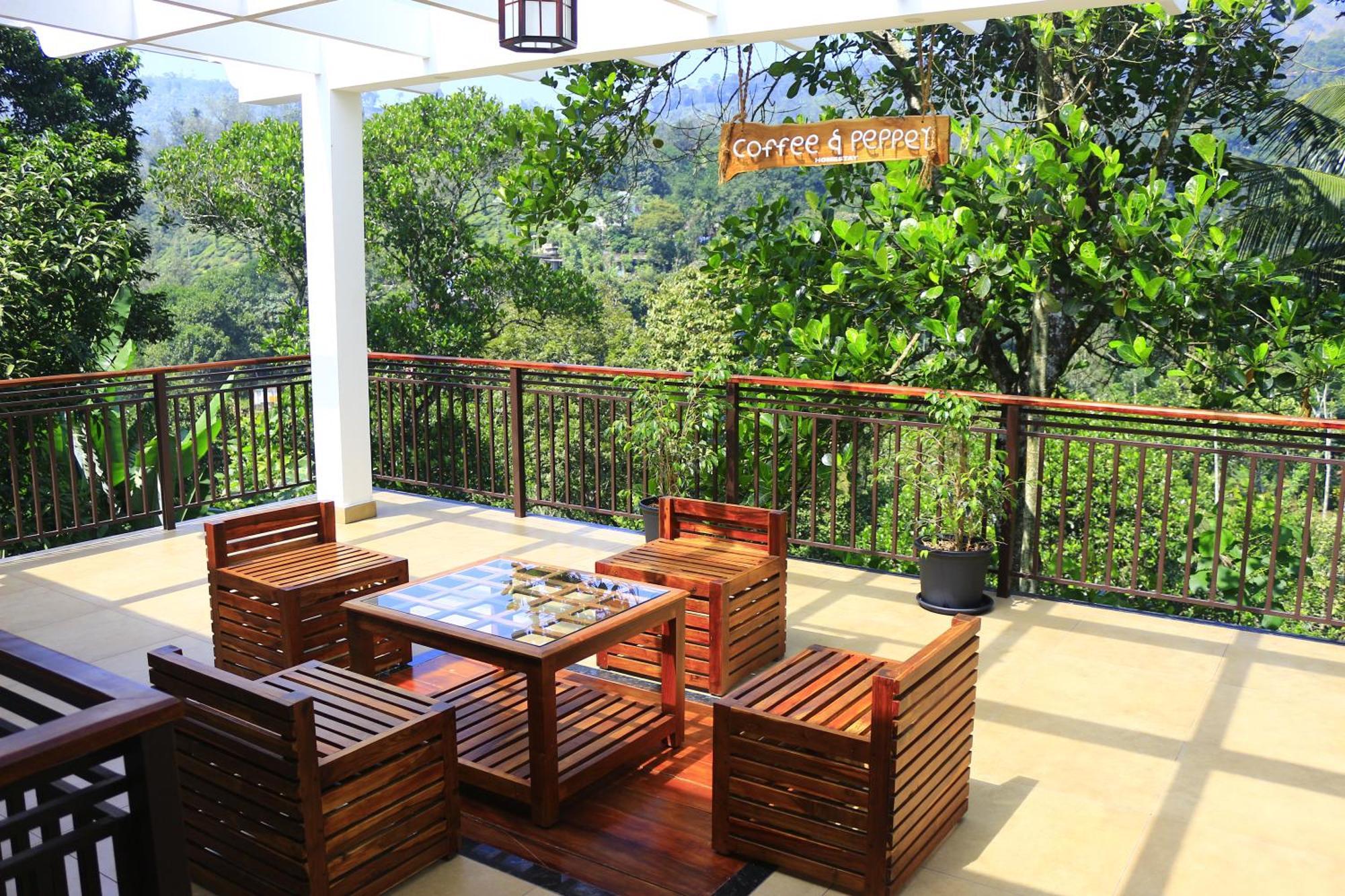 Coffee And Pepper Plantation Homestay Теккади Экстерьер фото